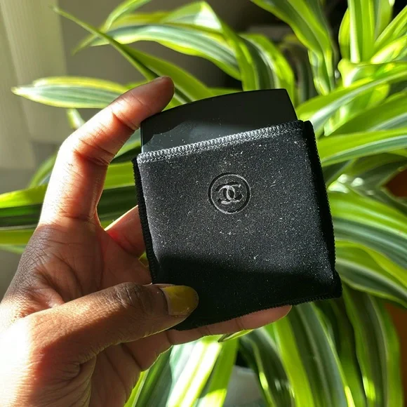 NEW AUTHENTIC CHANEL multi-effect Quadra eyeshadow (312 Quiet Revolution)